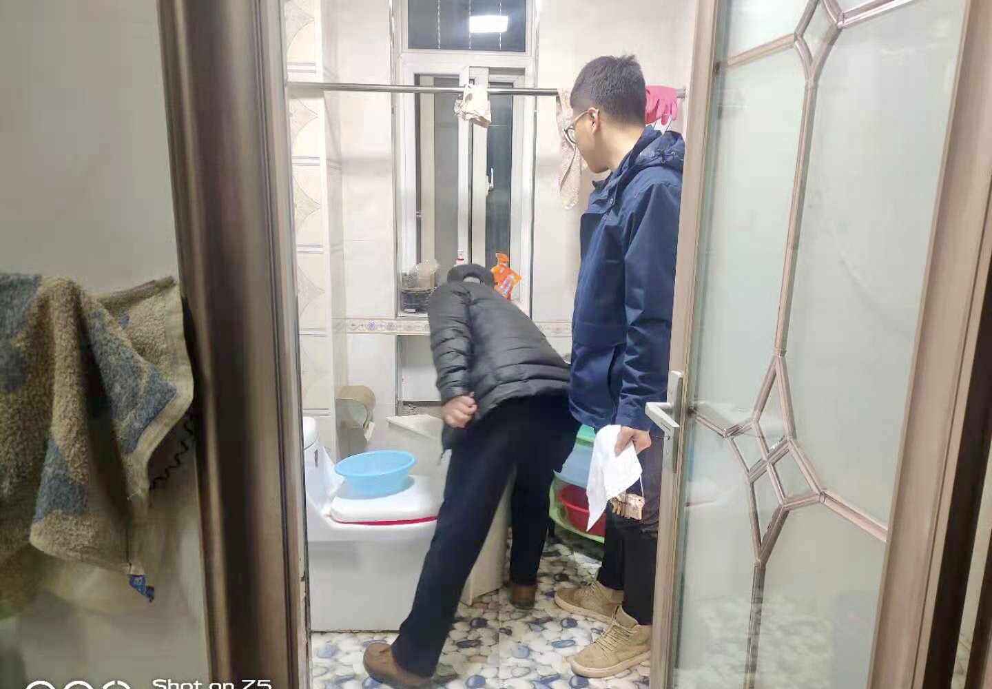 泓源能源供應(yīng)公司扎實開展“大回訪”活動全力保障熱用戶溫暖過冬(圖3) 泓源能源供應(yīng)公司扎實開展“大回訪”活動全力保障熱用戶溫暖過冬(圖3)