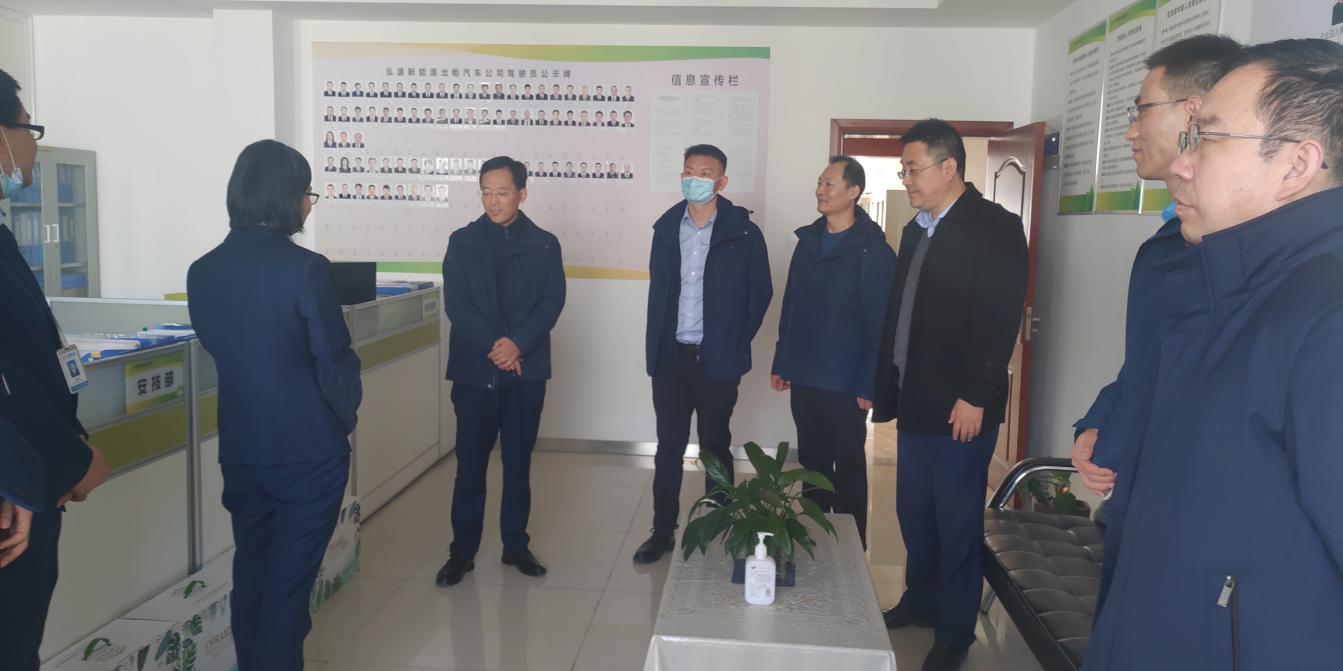 泓源公司開展春節(jié)慰問一線職工活動(dòng)(圖3) 泓源公司開展春節(jié)慰問一線職工活動(dòng)(圖3)