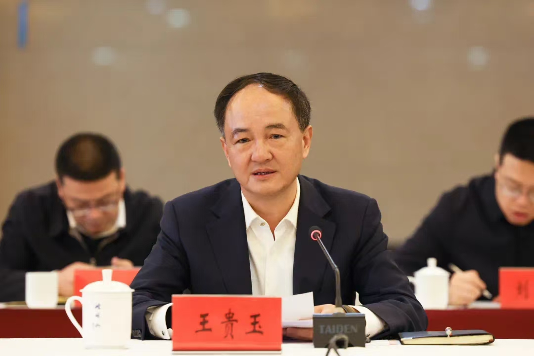 平涼與甘肅省民航機場集團簽訂平涼機場項目合作框架協(xié)議(圖3) 平涼與甘肅省民航機場集團簽訂平涼機場項目合作框架協(xié)議(圖3)